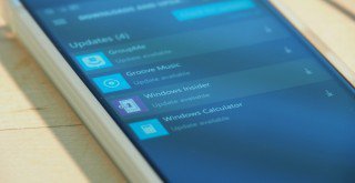 Home windows 10 mobile Insiders will be waiting a bit longer for the following preview construct