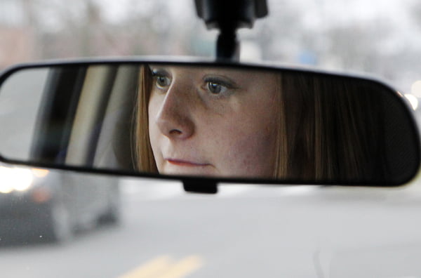 Survey: 68 percent of teens use apps while driving