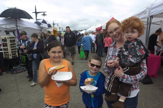 Blackberry ‘slugs’ a festival favorite