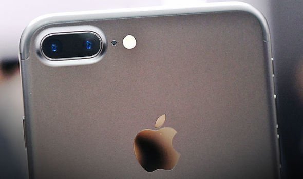 This ‘secret iPhone FLAW’ is actually an incredibly useful feature