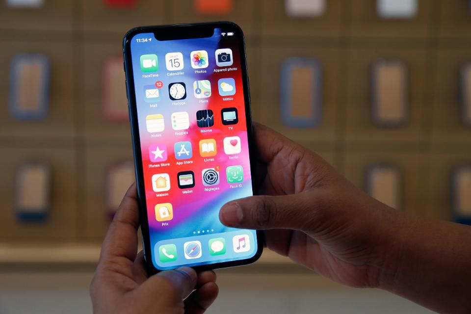 Apple Loop: New iPhone 11 Leaks, Latest AirPods 2 Details, Prototype iPhones For Sale
