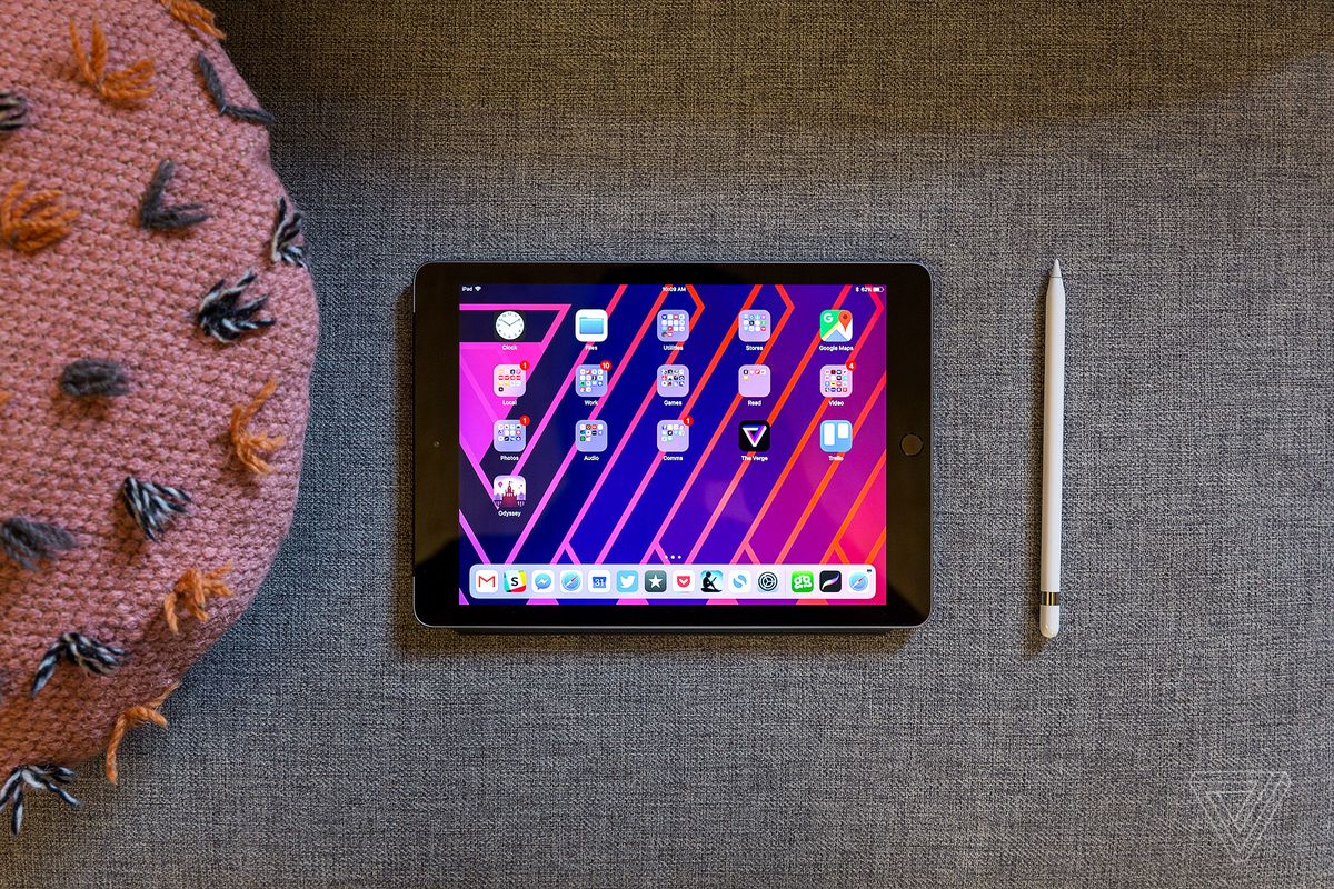 Apple’s next iPad will reportedly keep Touch ID and a headphone jack