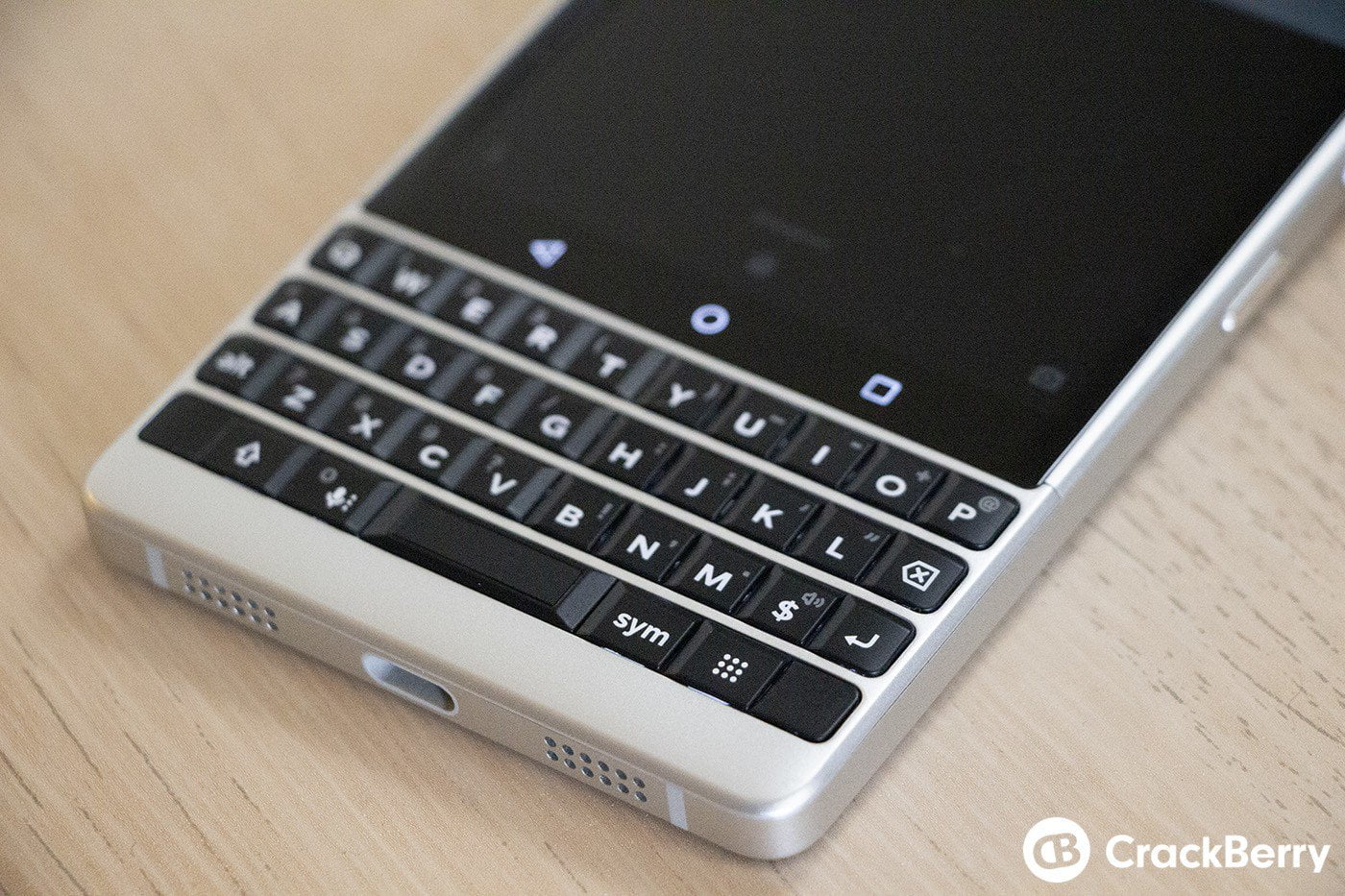 Latest BlackBerry Keyboard app fixes move from beta to official